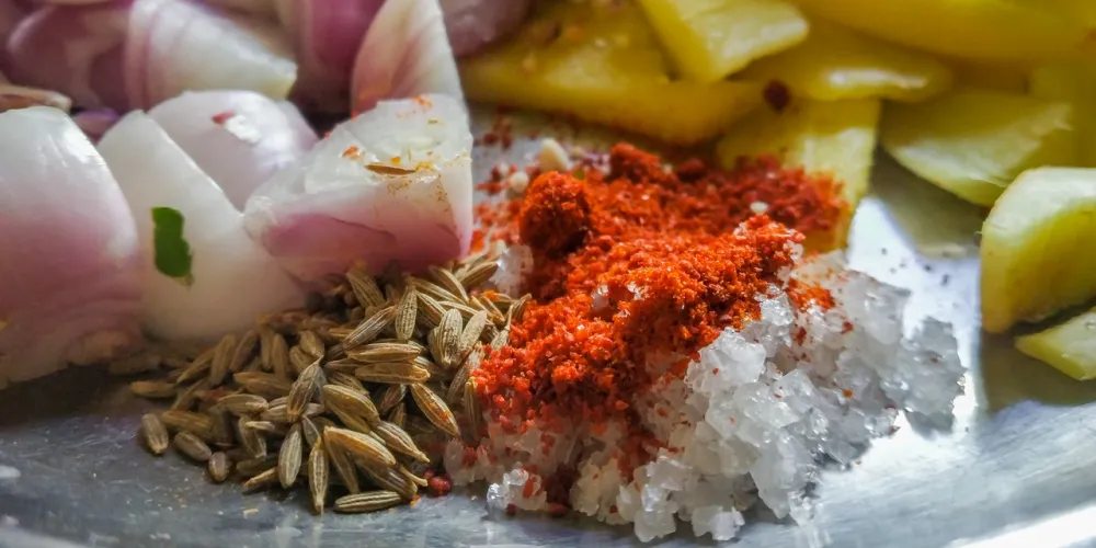 Reducing sodium consumption through behaviour change in India 
